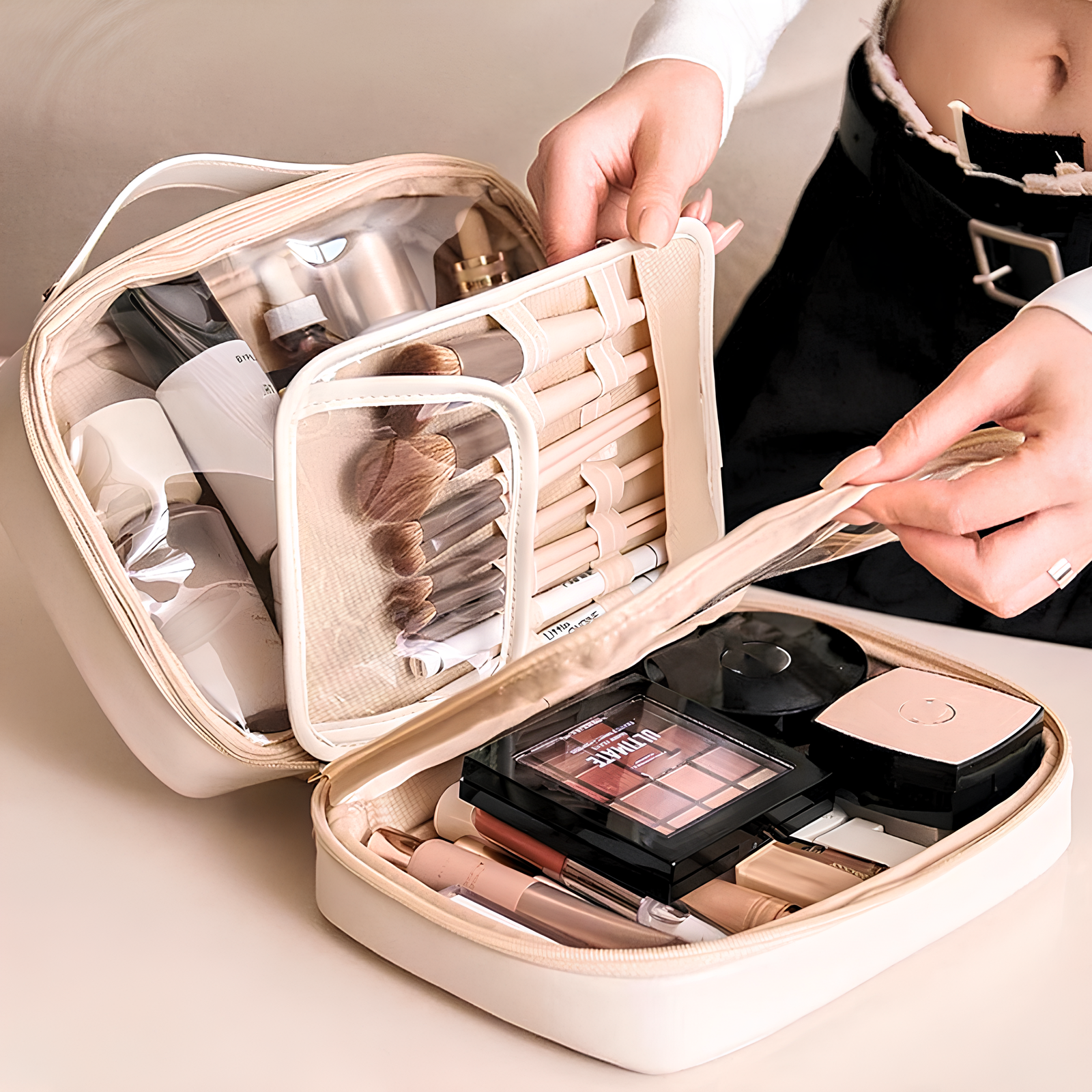 SmartSavvy Cosmetic Case